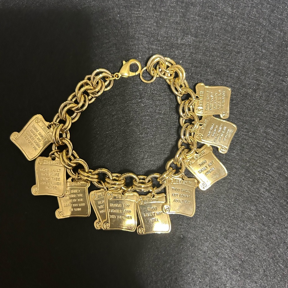 Antique Gold Charm Bracelet - Picture 2 of 6